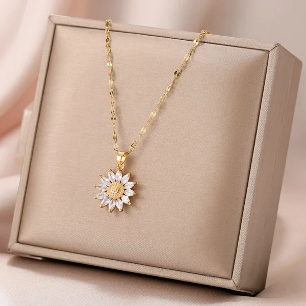 Gold Plated Sunflower Necklace for Women Jewelry Titanium Steel Zircon Big Pendant Necklace Luxury Choker Korea Style Wholesale